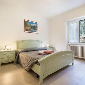  Apartment Bassinel Italien